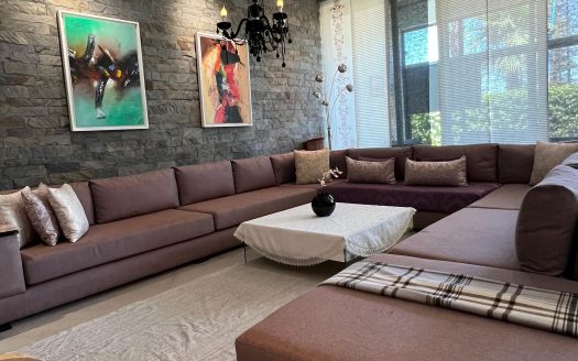 Appartement Meublé Haut Standing à Louer – Rez-de-chaussée