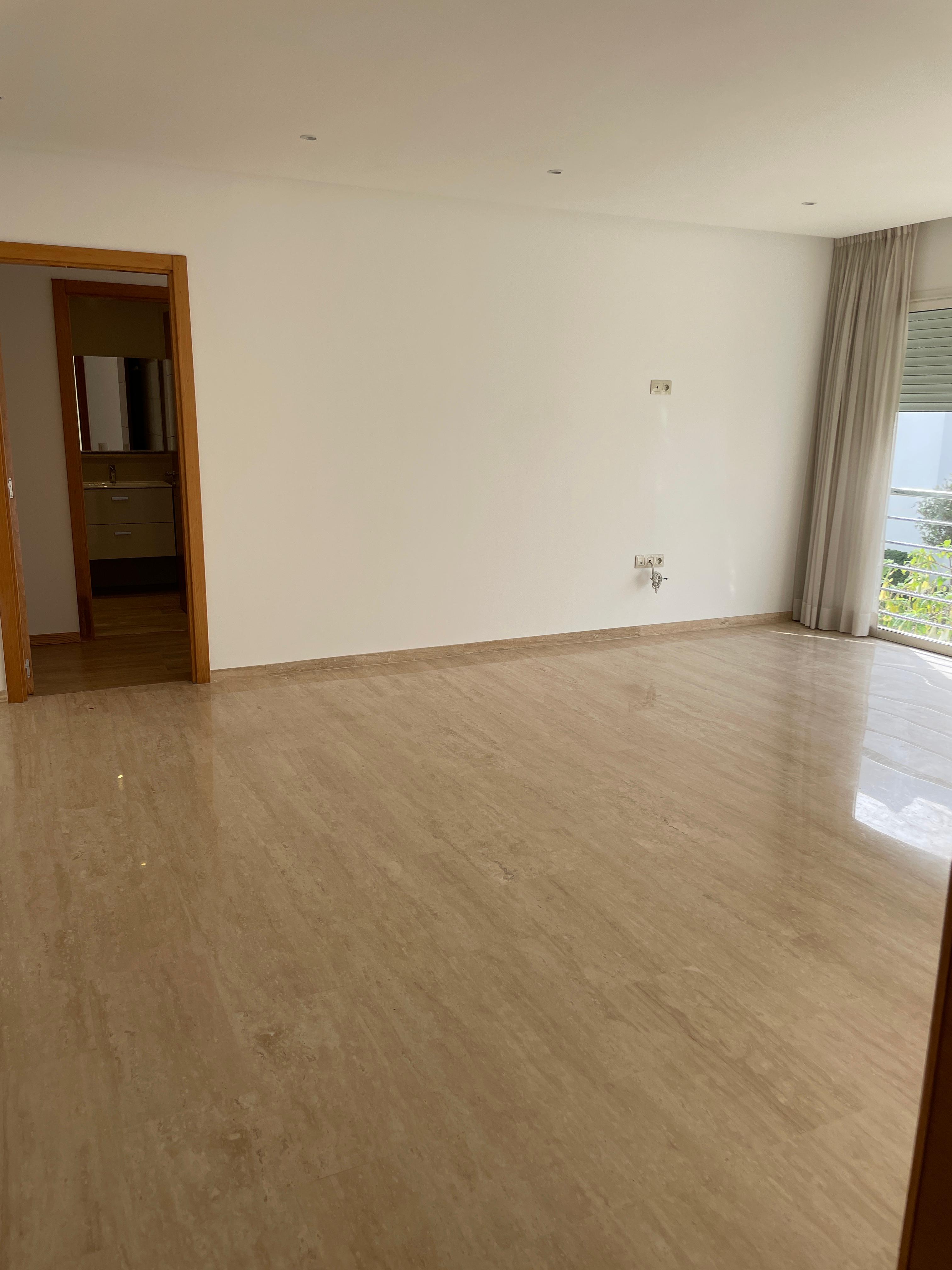Studio à Vendre – Dar Bouazza