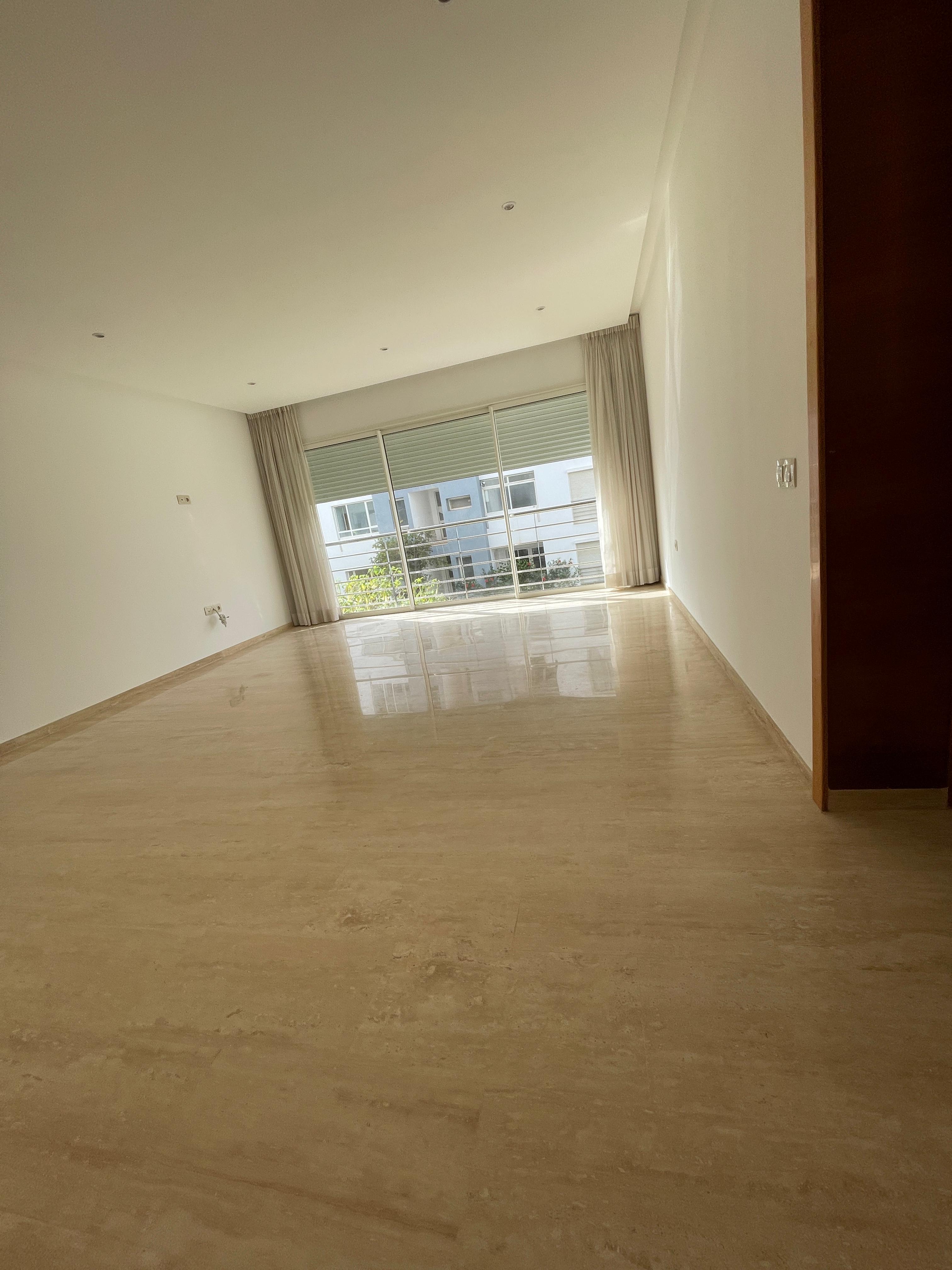 Studio à Vendre – Dar Bouazza